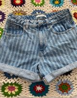 Striped Mom Shorts Photo 0