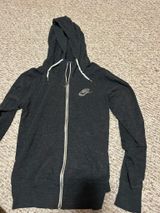 Medium Nike thin zip up  Photo 0
