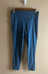 Athleta mid rise salutation stash pocket ll 7/8 tight size small Photo 0