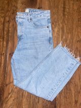 Topshop Light Wash Cropped Jeans Photo 0