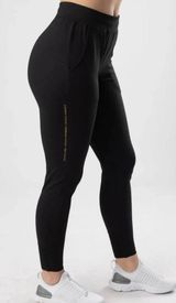 Alphalete Joggers Photo 0