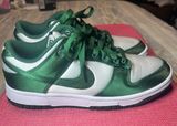 Women’s Dunk Low Photo 0
