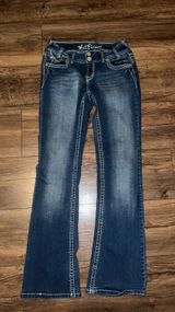 Wall Flower  Jeans Photo 0