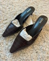 Brown Leather Low Heel Photo 0