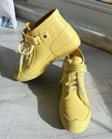 London Fog NWOT  Buckie Rain Boot Yellow size 6 rubber waterproof boots Photo 0