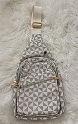 White Checkered Sling Bag Photo 0