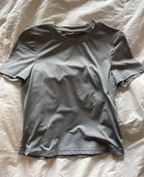 SKIMS tee Photo 0
