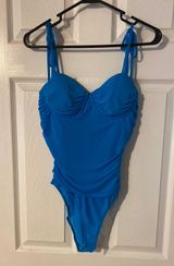 Lulus bodysuit Photo 0