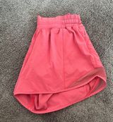 Lululemon Hotty Hot Short 2.5” 6 TALL Photo 0