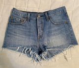Levi’s Highwaisted 501 Shorts Photo 0