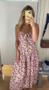 Floral Dress Photo 0