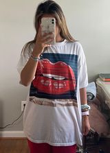 Oversized Lips Tshirt White Size XL Photo 0