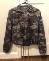 Camouflage Windbreaker Photo 0