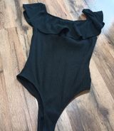 Kendall + Kylie Black Ribbed Off The Shoulder Ruffle Tiered Bodysuit Photo 0