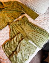 Boutique Cropped Textured Set Green Size M Photo 0