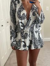 Rompers image