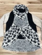 Sweaters & Knits image