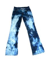 Jeans & Denim image