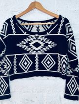 Sweaters & Knits image