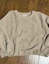 Sweaters & Knits image