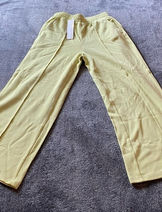 Pants image