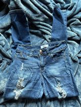 Jeans & Denim image