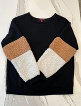 Sweaters & Knits image