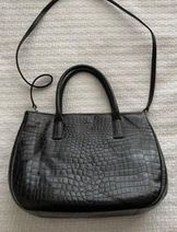 Handbags image