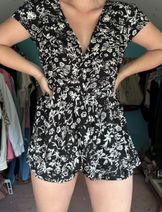 Rompers image