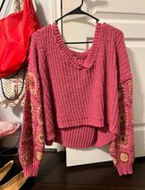 Sweaters & Knits image