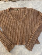 Sweaters & Knits image