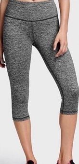 Victoria's Secret Knockout Capri Leggings Gray Size Medium - $29 - From  Chelsey