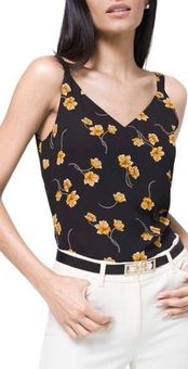 White House  Black Market WHBM Small Camisole Top Floral