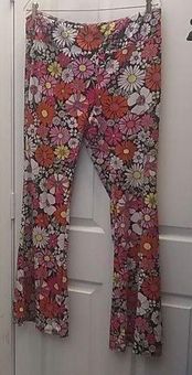 No Boundaries Juniors' Retro-style Flowery Leggings (XXXL, 21) Size  undefined - $14 - From Mindy