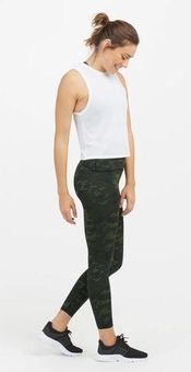 Booty Boost® Active Camo 7/8 Leggings