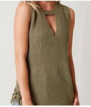 Olive V-Neck Sleeveless Sweater Vest