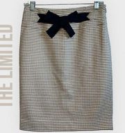 The Limited Black White/Tan Textured Pencil Skirt Black Bow NWOT Size 2