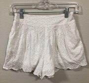 Raga White Lace Mini Shorts Elastic Band Shorts size small