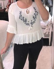 Unique Spectrum floral top white boho embroidered