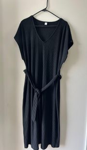 Ridged Black Midi Dress