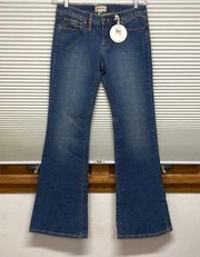 BCBGeneration NWT Sanfrancis Denim Core Flare Leg Jeans Size 29