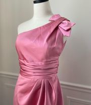 David's Bridal  Barbie Pink One Shoulder Satin Cocktail Dress M 8 10