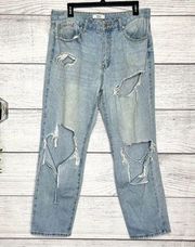 Forever 21 Distressed Ripped Light Wash Jeans Size 31