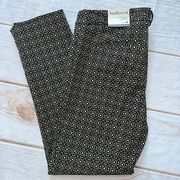 NEW Van Heusen Slim Fit Ankle Stretch Pants Tan Black Medallion Print Size 8