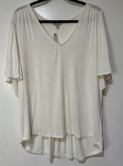 Bordeaux From Anthropologie Cream Flowy Top Size Medium NWT Full Short Sleeves