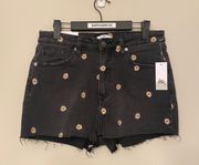 | Daisy Short