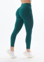 Alphabete Pulse Surge Legging