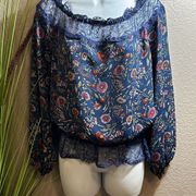 Jessica Simpson long sleeve printed blouse size small