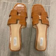 Steven by Steve Madden Tan Sandals - NWOT