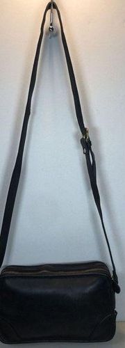 Vintage Hunt Club Black Leather Crossbody Handbag Purse